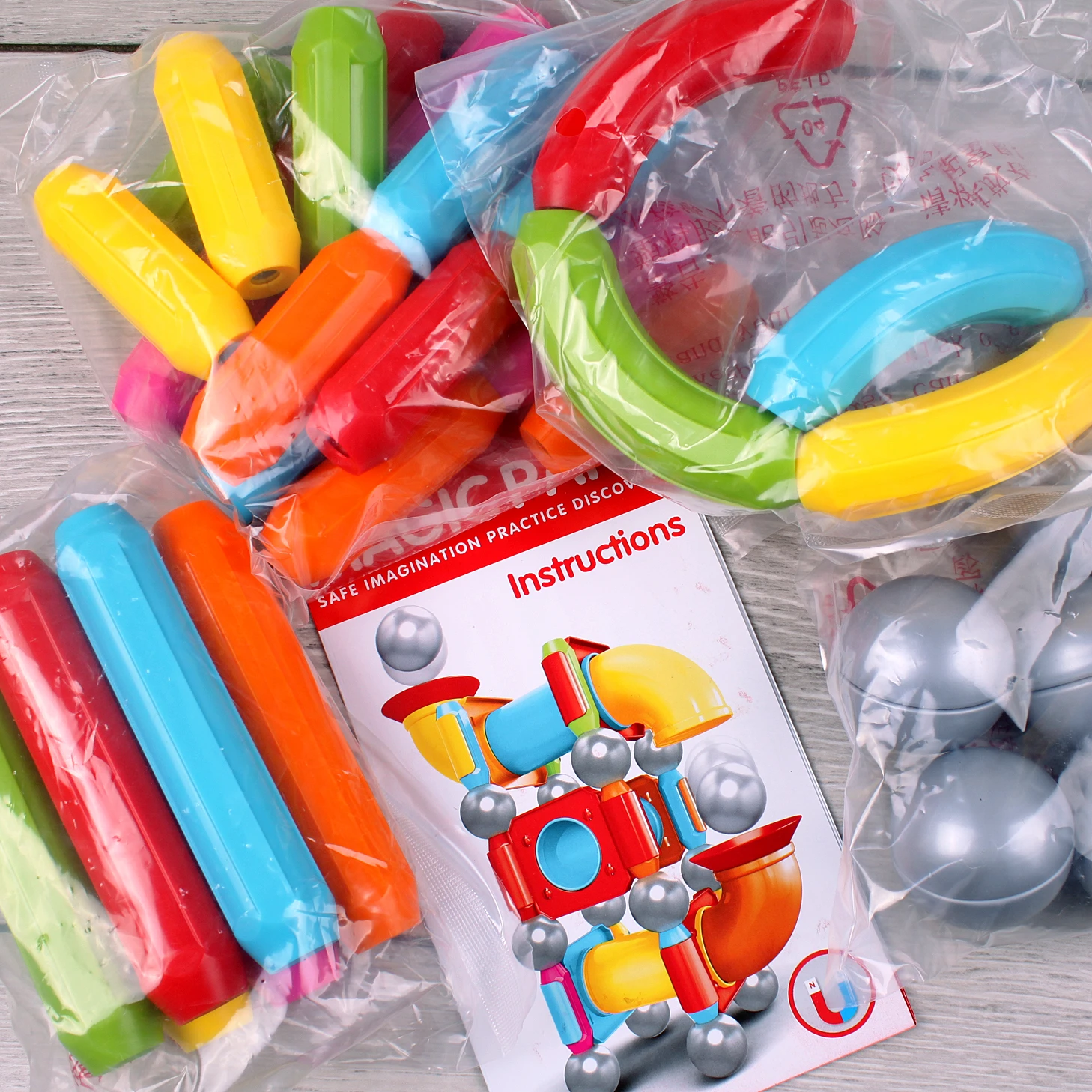 Конструктор магнитный 36 деталей