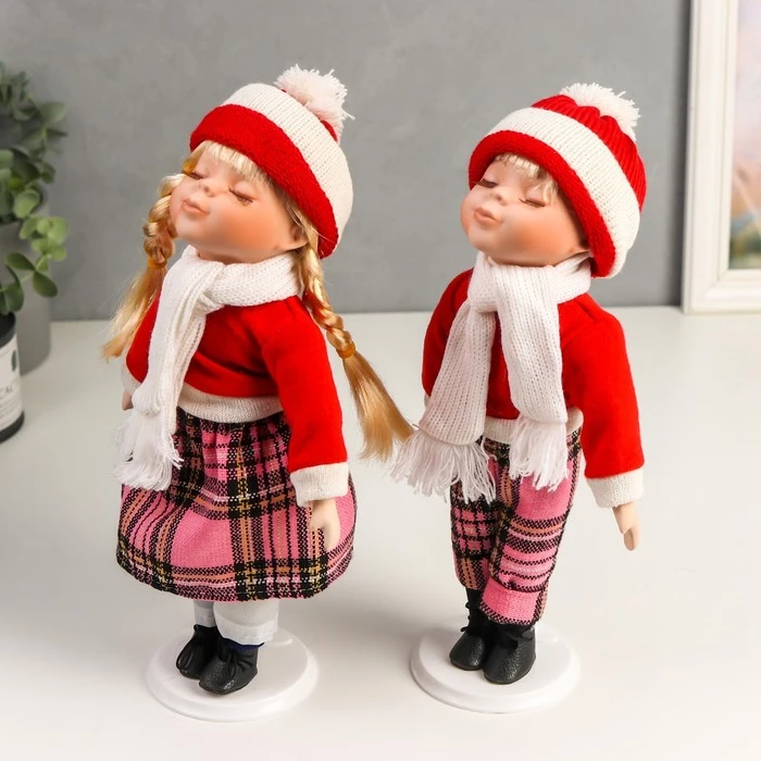 Кукла коллекционная парочка набор 2 шт поцелуйчики "Лера и Дима в