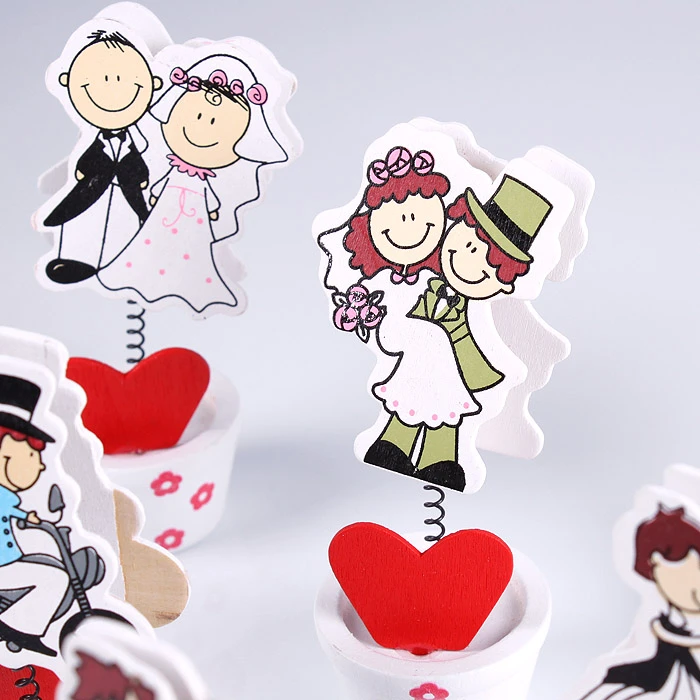 Сувенир "Молодожены " на сердце зажим деревянный