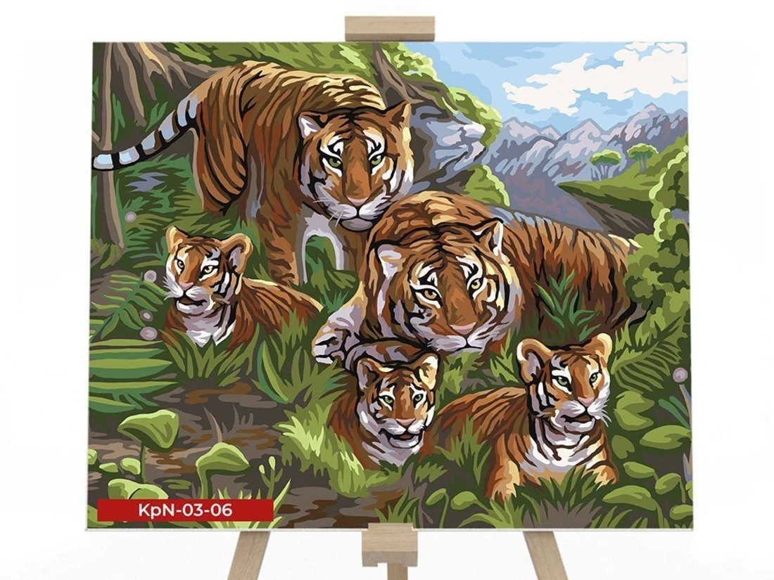 Набор для творчества. Картина по номерам Семья тигров 30х40 см.