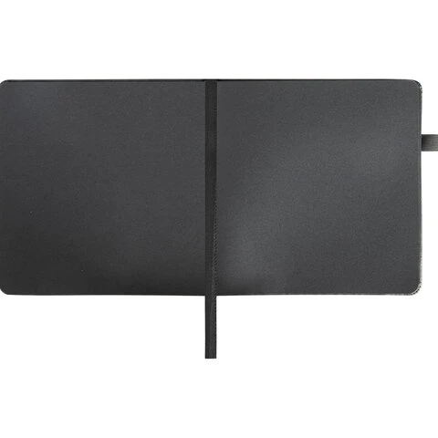 Скетчбук, черная бумага 140 г/м2 120х120 мм, 80 л., КОЖЗАМ, резинка, карман,