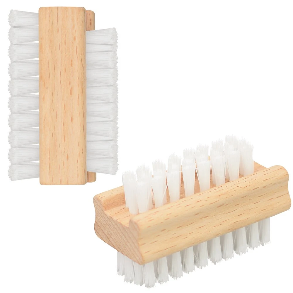 Двусторонняя щётка для рук и ногтей. Размер 7,5х3,6х2см. Двусторонняя щётка для рук и ногтей. Размер 7,5х3,6х2см.