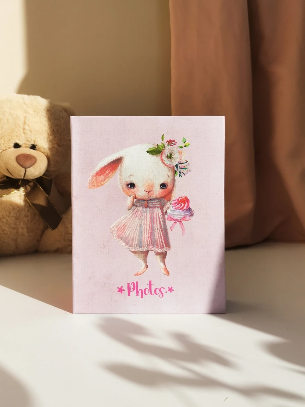 Фотоальбом на 100 фото 10х15 см, листы пластик. Mice and bunny: rabbit