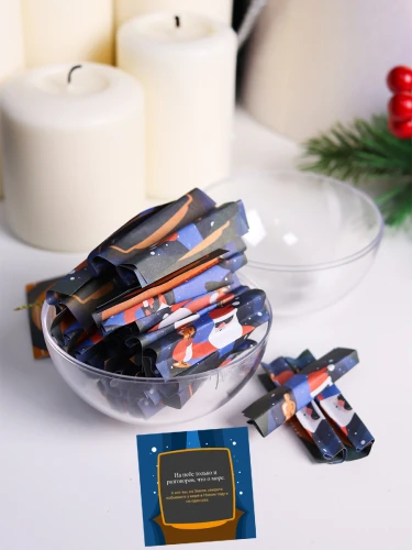 Шар со свитками-предсказаниями Кино (30 шт) ШС-9310 Шар со свитками-предсказаниями Кино (30 шт) ШС-9310