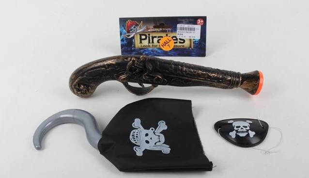 Игровой набор "Пират-1" (крюк, повязка на глаз, оружие, в пакете)
