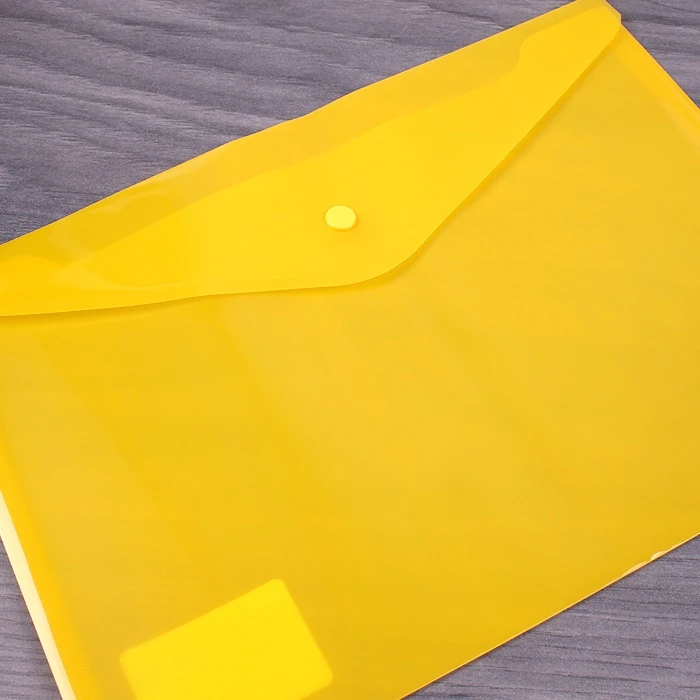 Папка-конверт на кнопке А4 жёлтая 0,18мм