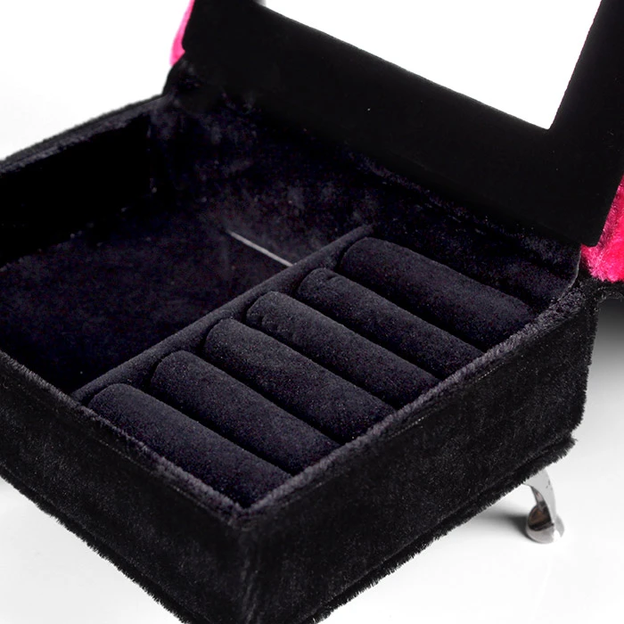 Шкатулка-сувенир для украшений Кресло