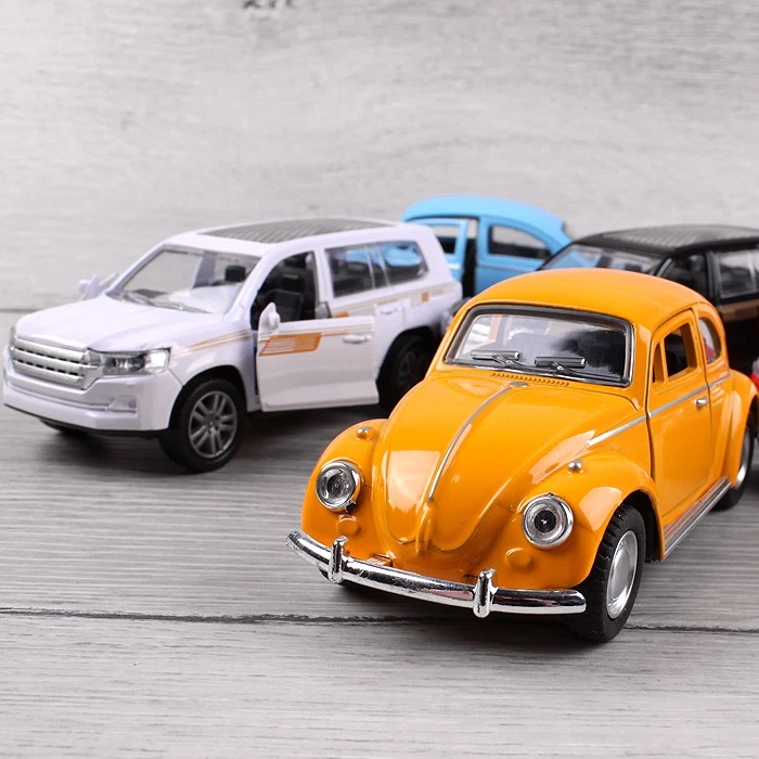 Машинка металлическая 1:32 ассорти цвет и модель Машинка металлическая 1:32 ассорти цвет и модель