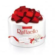Набор конфет Raffaello 200г, торт