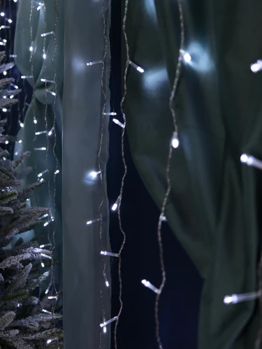 Гирлянда Занавес 3х2 м, прозрачная нить, 400 белых ламп. Для использования в