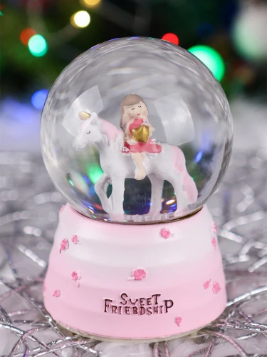 Сувенир музыкальные водяной шар механический Путешествие девочки, в ассортименте