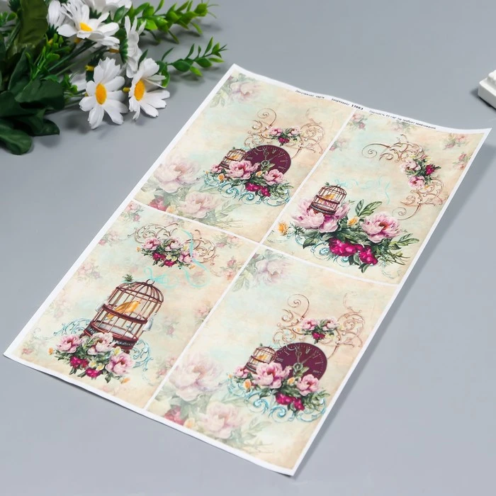 Декупажная карта "Часы, клетки" формат А4, плотность 45г/м2 Декупажная карта "Часы, клетки" формат А4, плотность 45г/м2