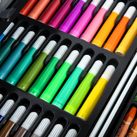 Набор ЮНОГО ХУДОЖНИКА "Candy Land" для рисования и творчества в кейсе