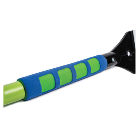 Щетка со скребком для снега автомобильная, мягкая щетина, 63,5 см, OKTAN,