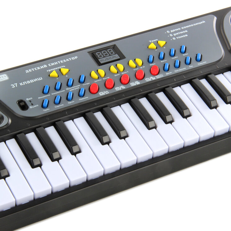Синтезатор электронный на батарейках, 37 клавиш, микрофон, 44.5*5*16.5см.