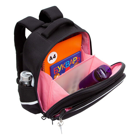 Ранец GRIZZLY анатомическая спинка, c брелоком, для девочек, "HEARTS",